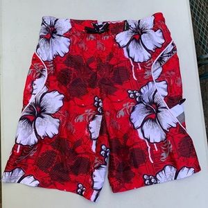 Zeroxposur boys Swim Trunks, Awesome red floral with skulls & piping